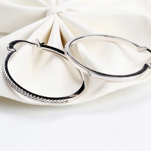 Beautiful diamond hoops 💯 Sterling silver 9.25 - Picture 3 of 4